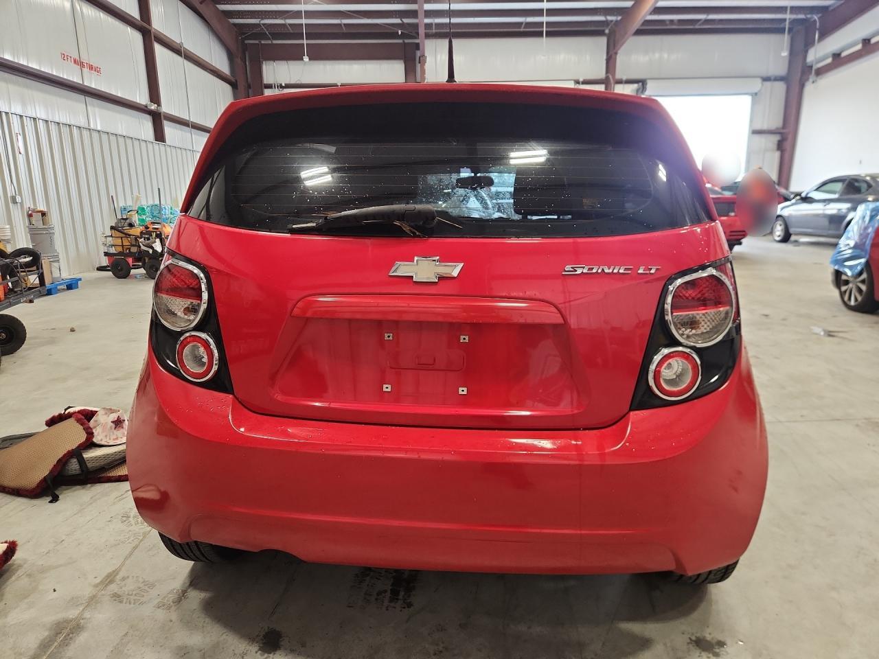 2014 Chevrolet Sonic Lt - Фото 6