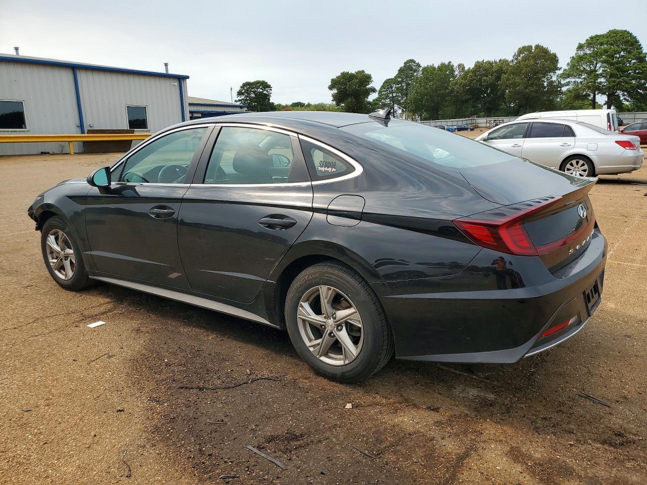 2021 Hyundai Sonata Se - Фото 2
