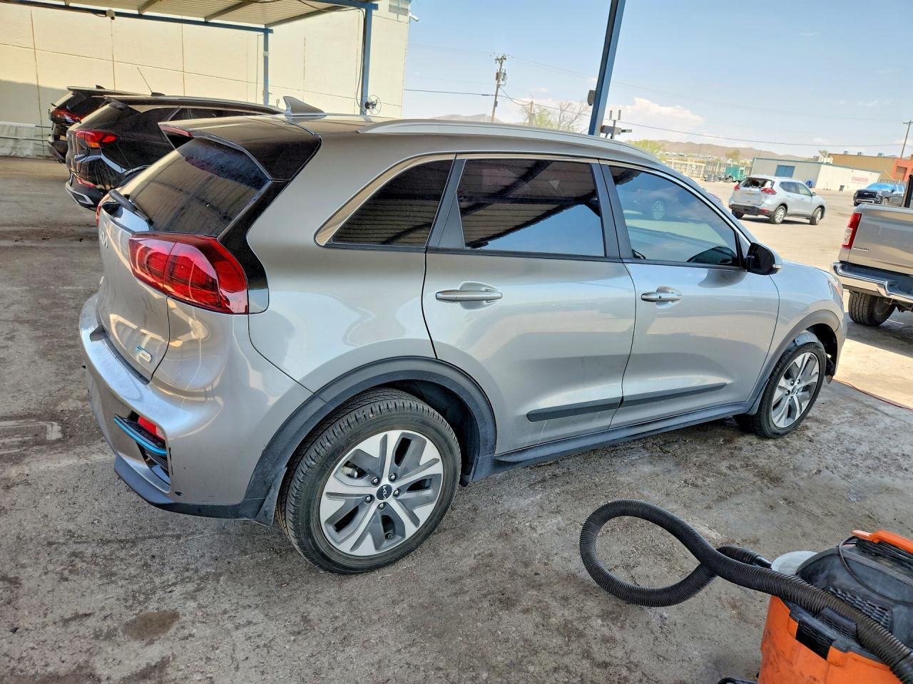 2022 Kia Niro Ev Ex - Image 3