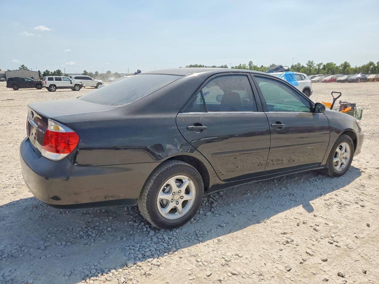 2005 Toyota Camry Le - Фото 3