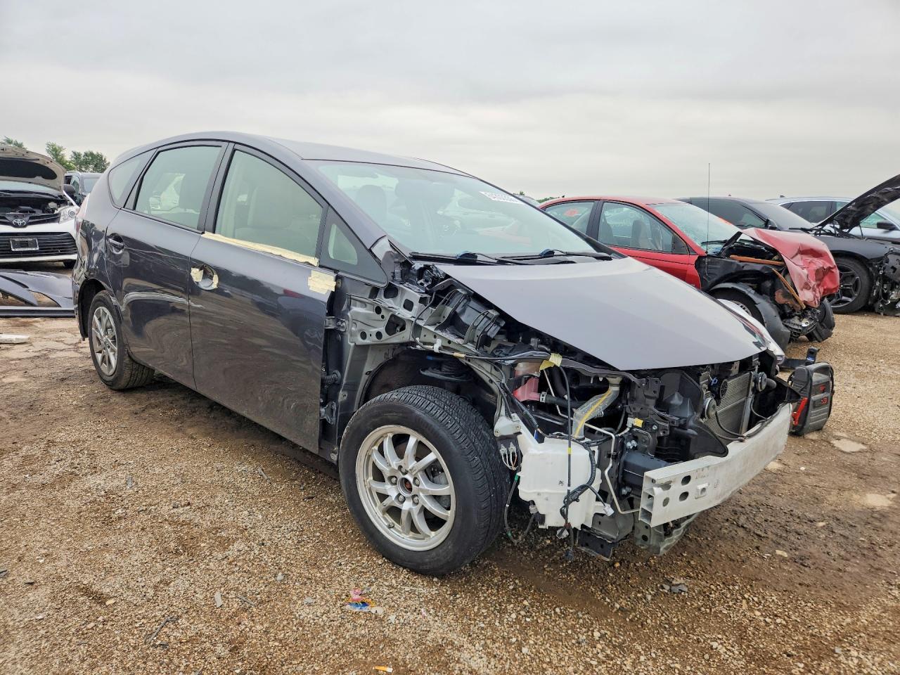 2015 Toyota Prius V Four - Фото 4
