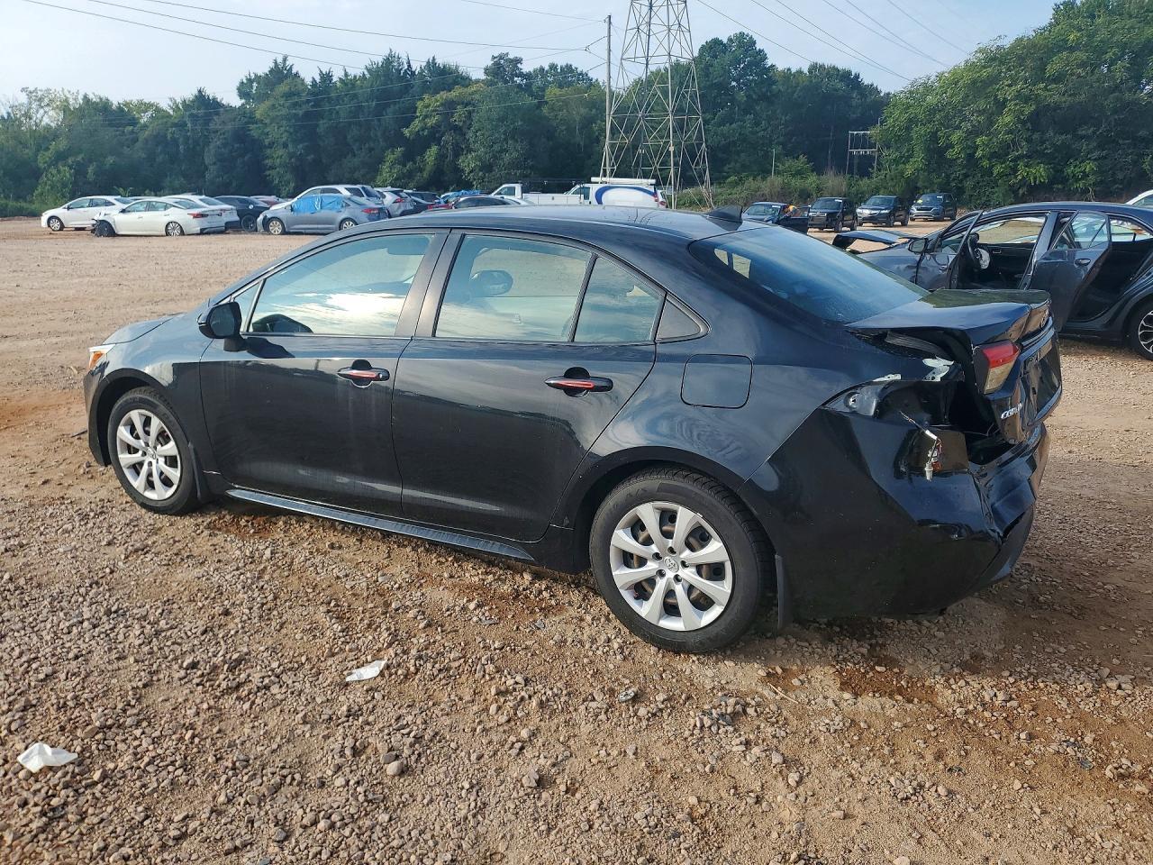 2021 Toyota Corolla Le - Фото 2