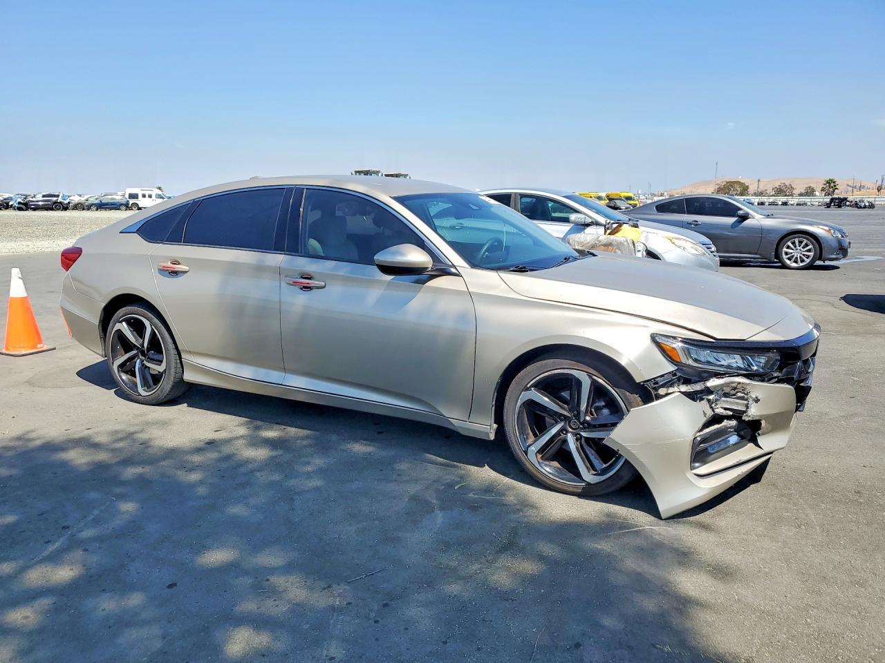 2019 Honda Accord Lx - Фото 4
