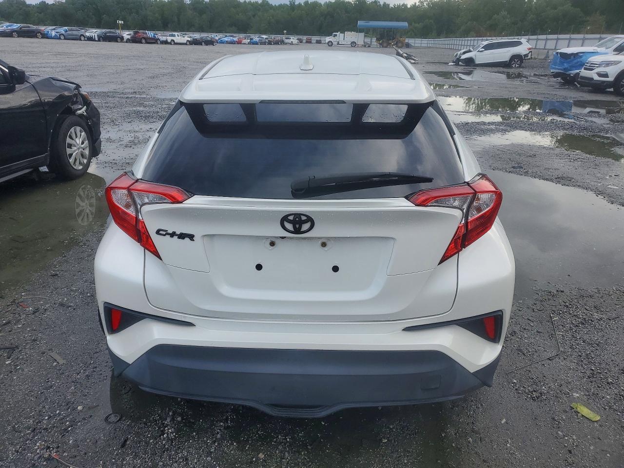 2019 Toyota C-Hr Le - Фото 6