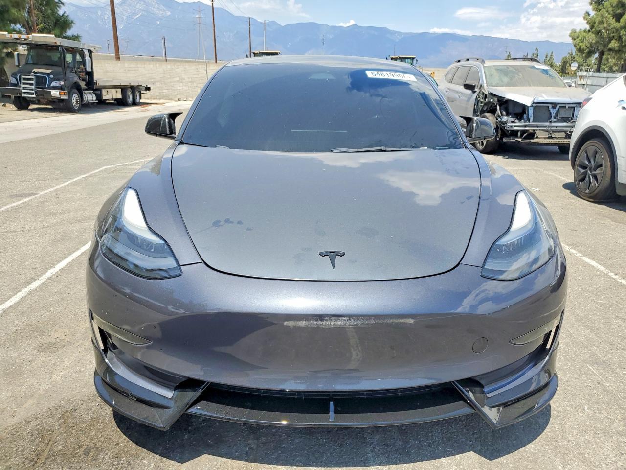 2023 Tesla Model 3 - Фото 5