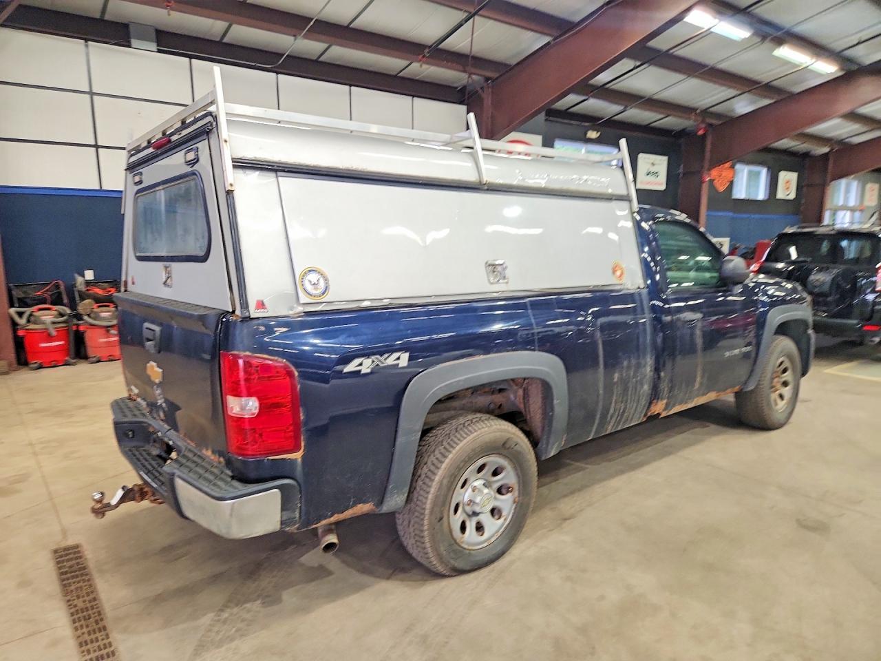 2012 Chevrolet Silverado K1500 - Image 3