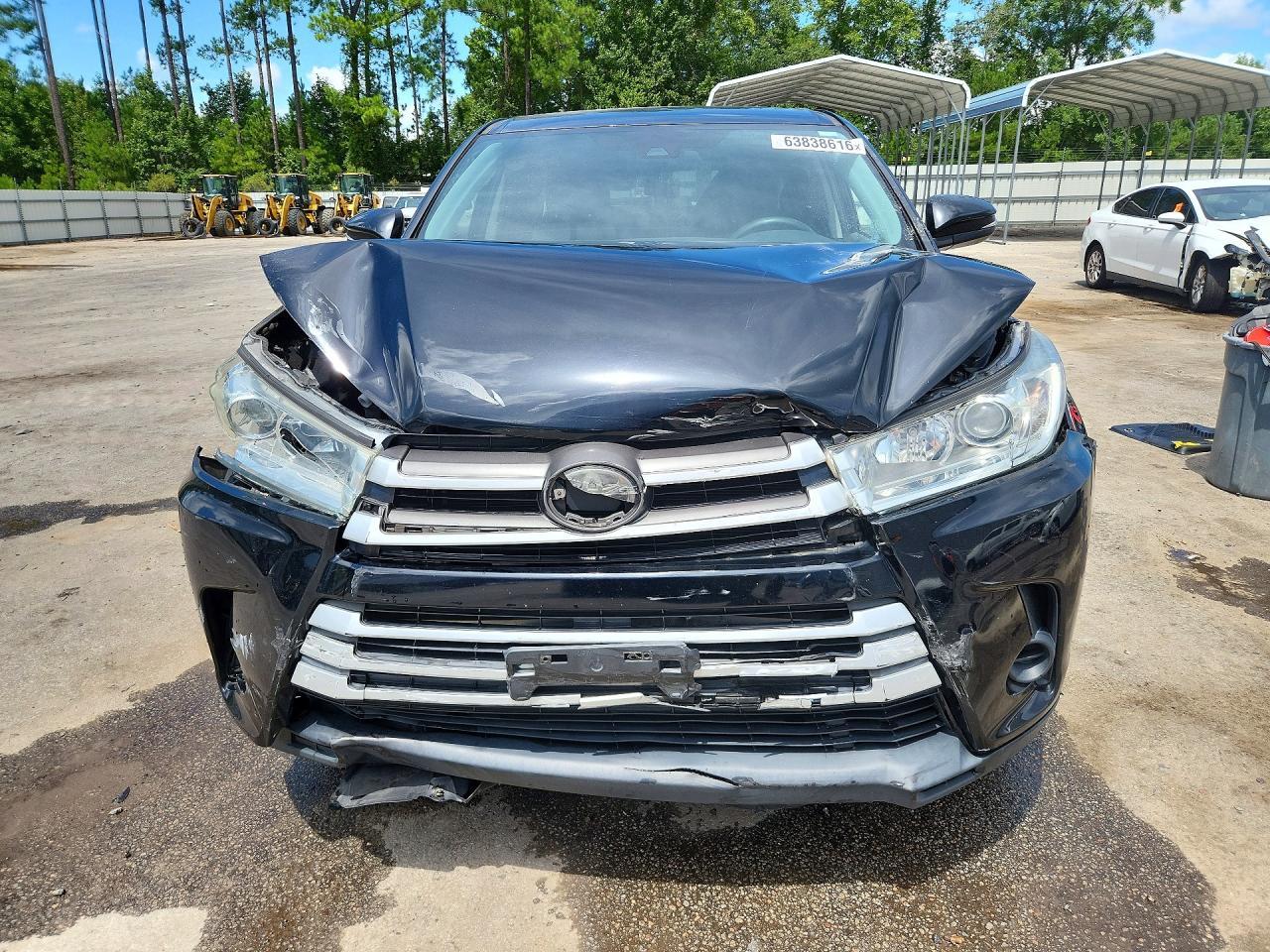 2019 Toyota Highlander Le - Image 5