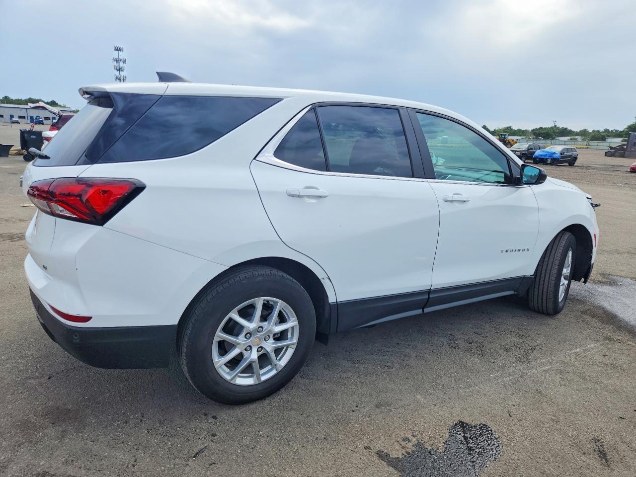 2023 Chevrolet Equinox Lt - Фото 3