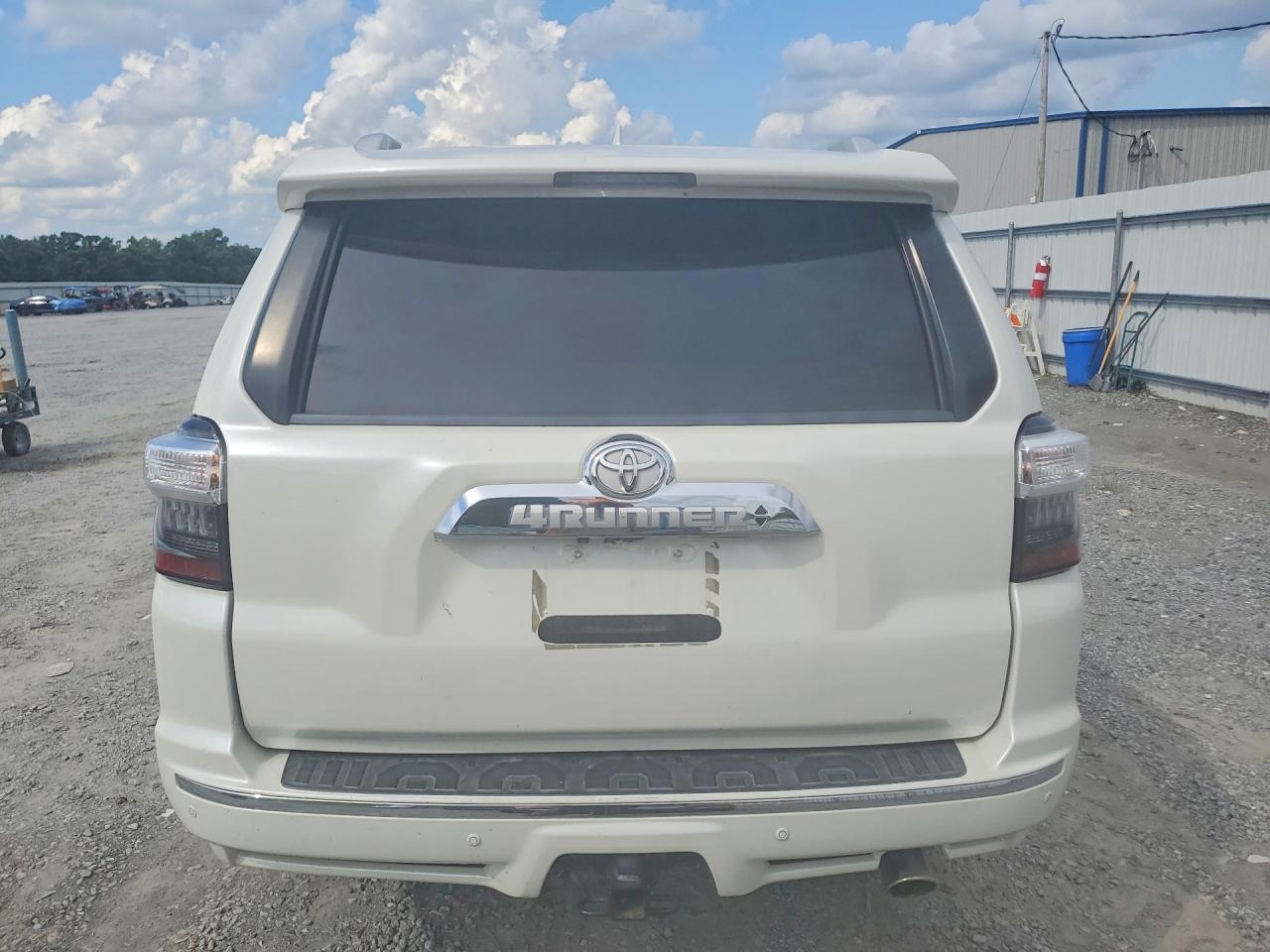 2016 Toyota 4Runner Limited - Image 6