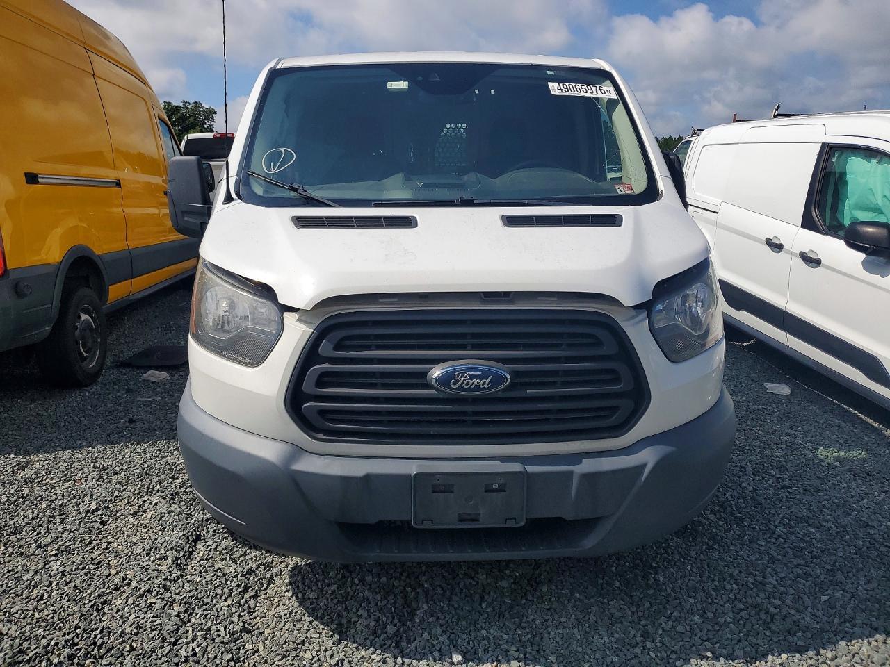 2017 Ford Transit 150 Utility / Service Van - Фото 5