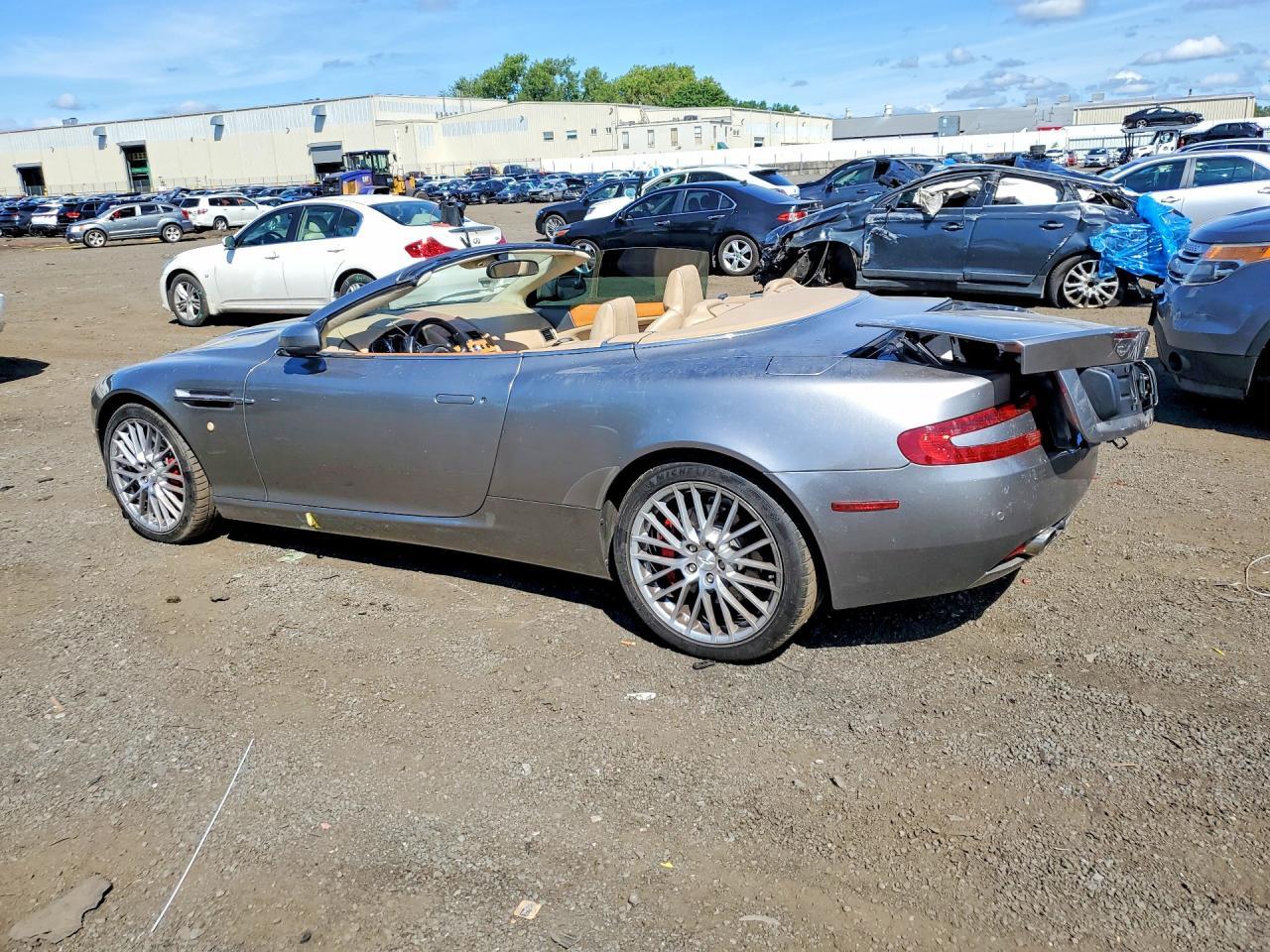 2009 Aston Martin Db9 - Фото 2
