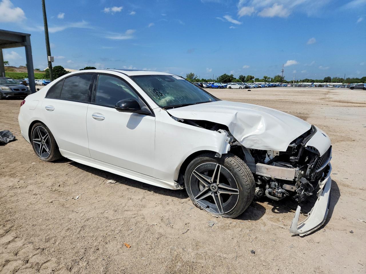 2023 Mercedes-Benz C 300 - Фото 4