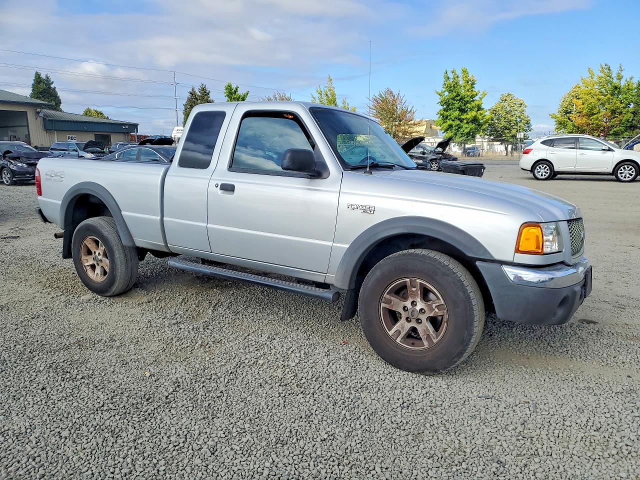 2002 Ford Ranger Super Cab - Image 4