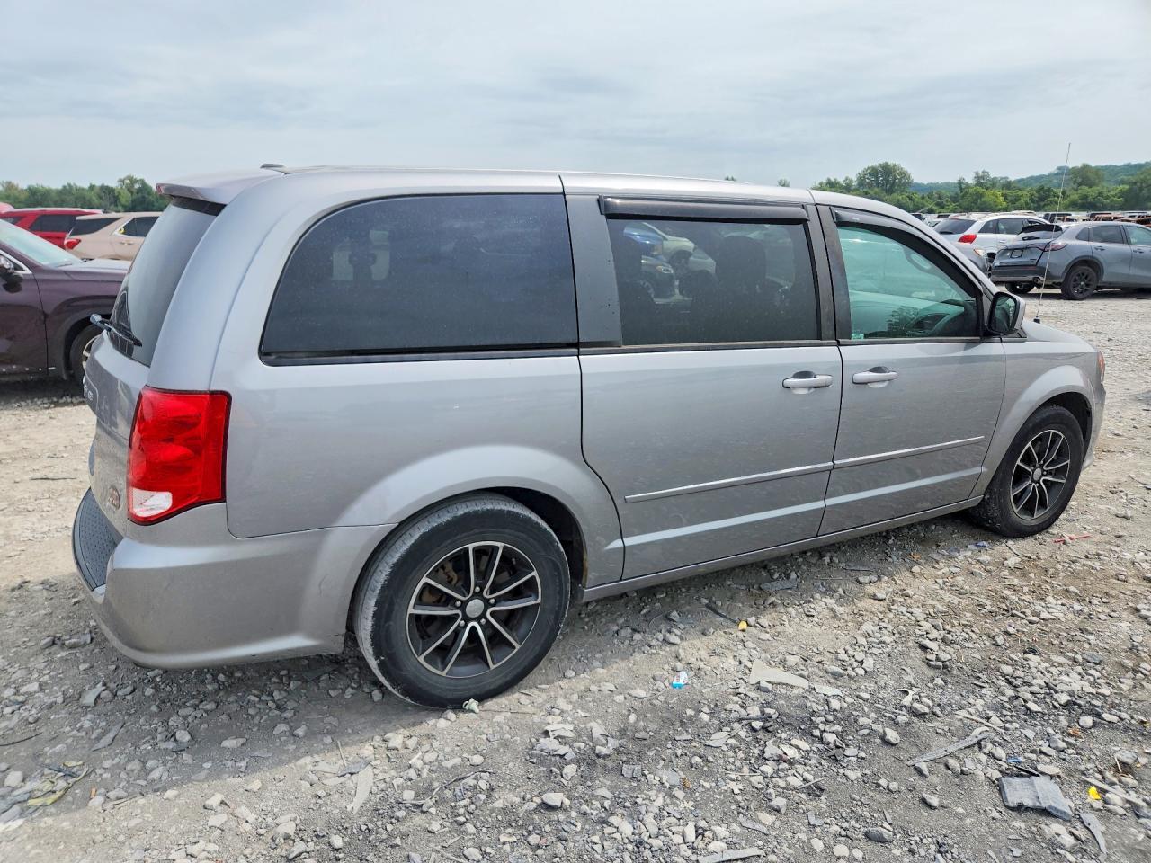 2015 Dodge Grand Caravan Se - Image 3