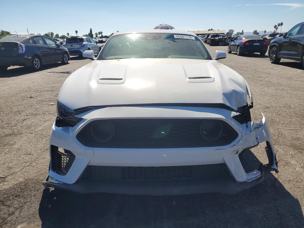 2022 Ford Mustang - Фото 5