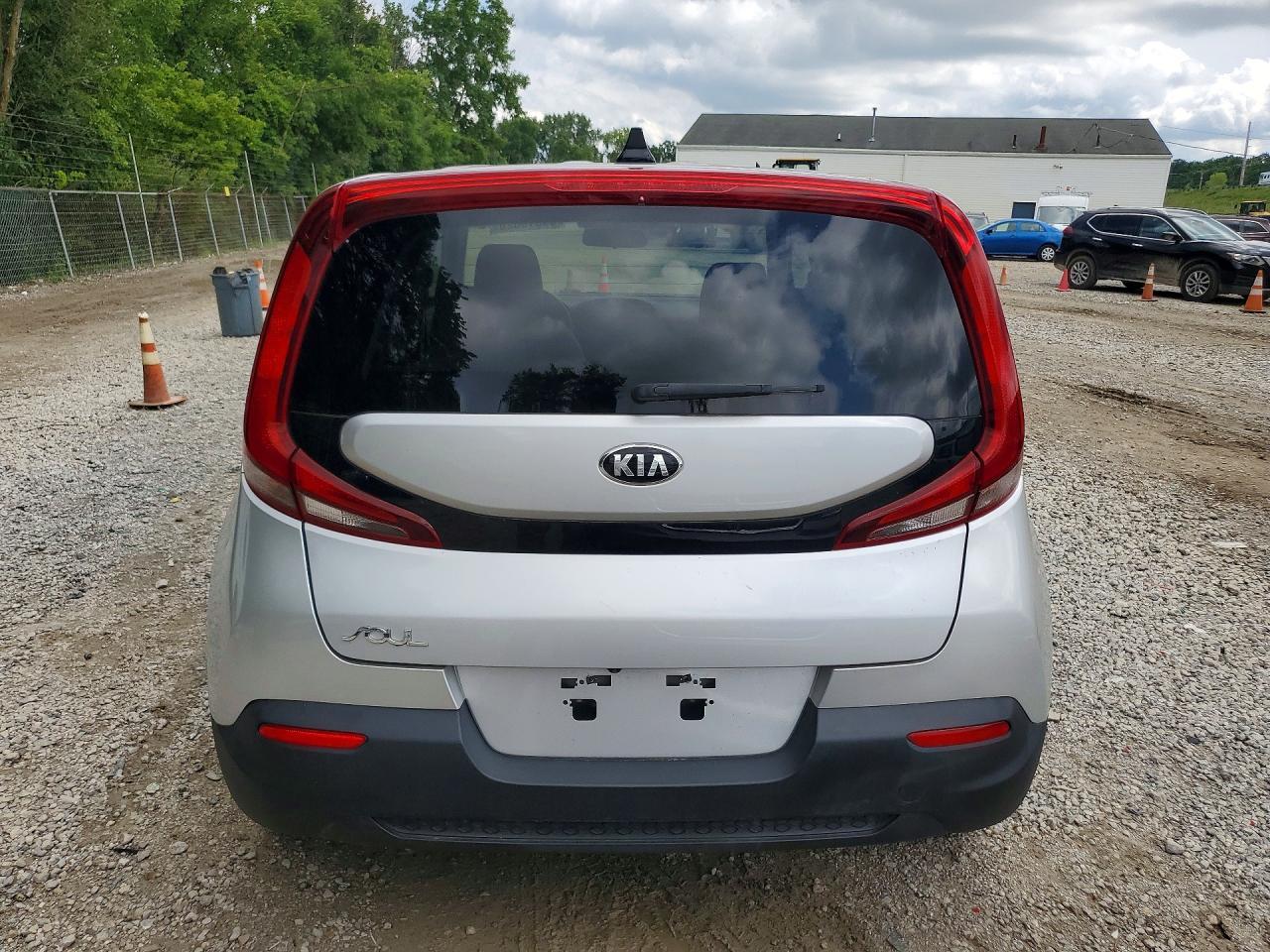 2021 Kia Soul Lx - Image 6
