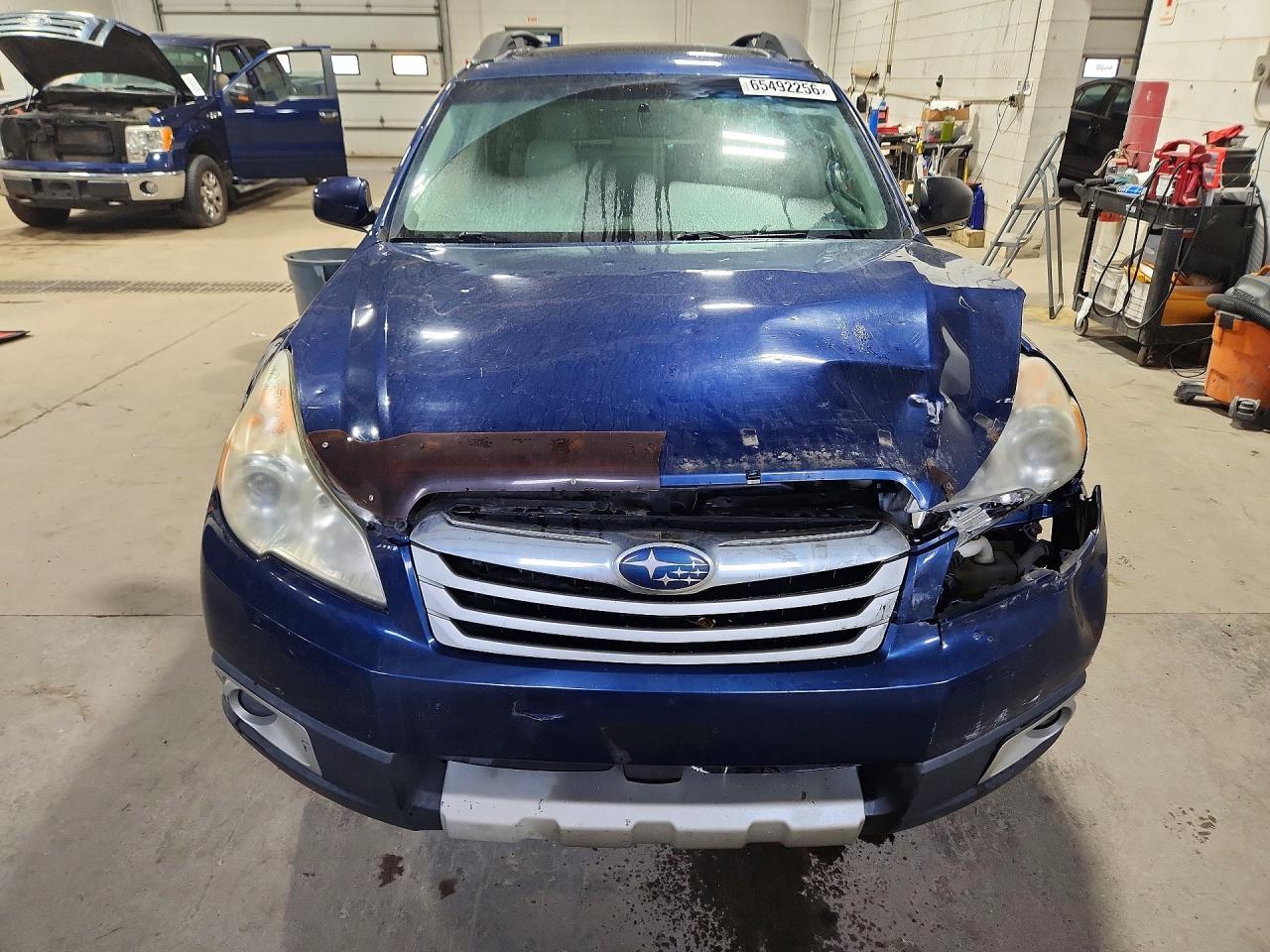 2010 Subaru Outback 2.5I Limited - Фото 5