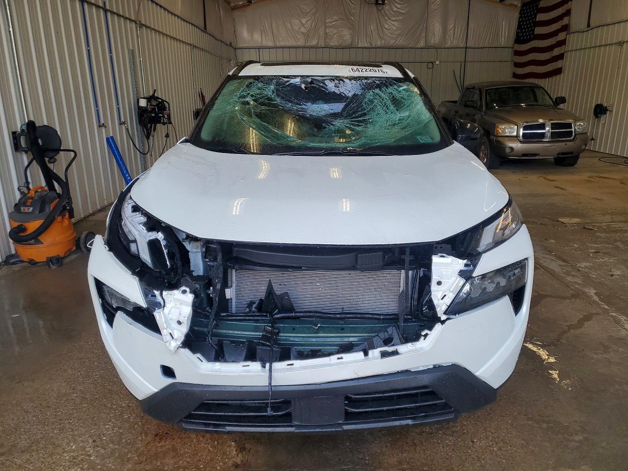 2026 Nissan Rogue Dark Armor - Фото 5
