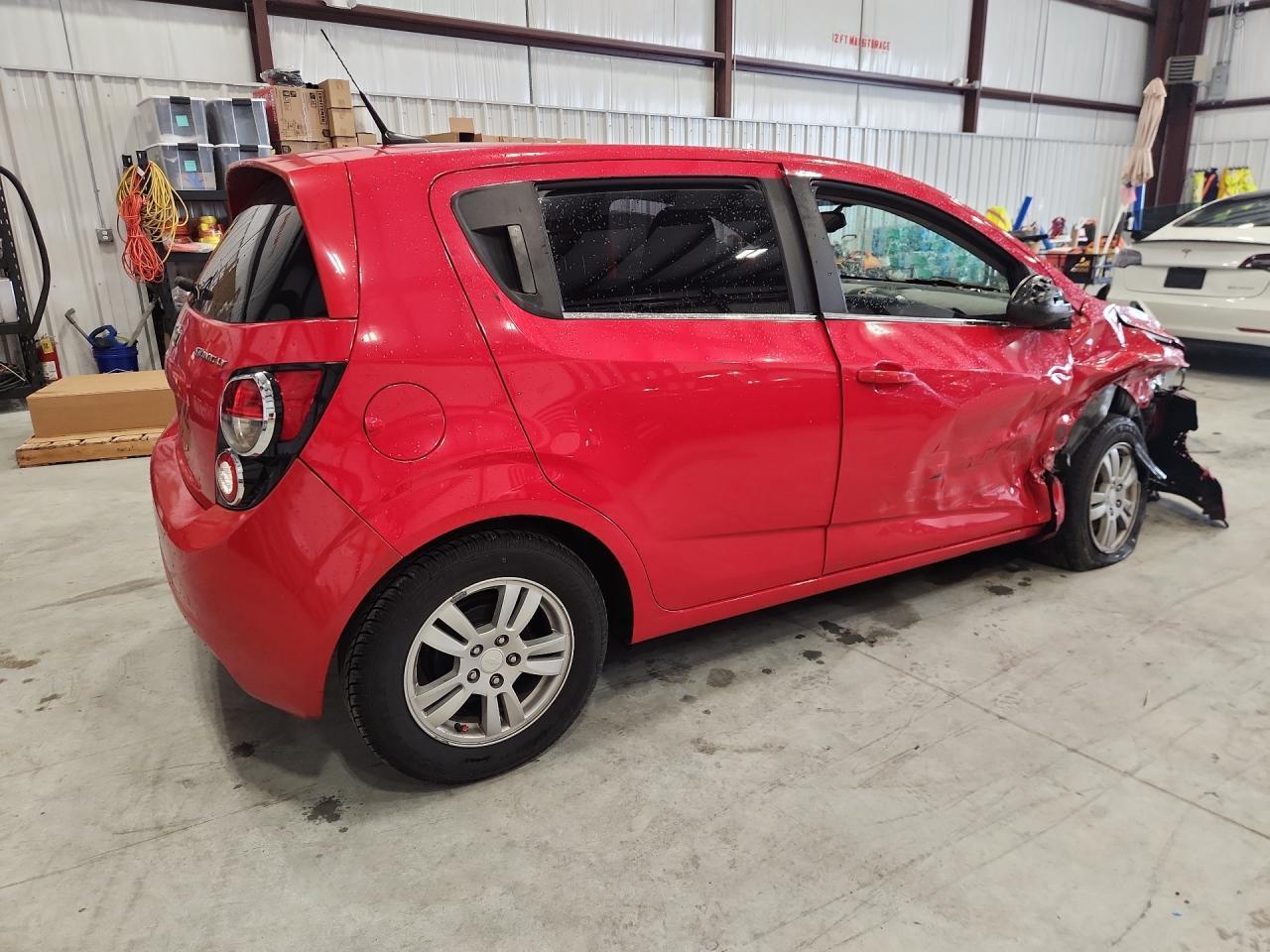 2014 Chevrolet Sonic Lt - Image 3