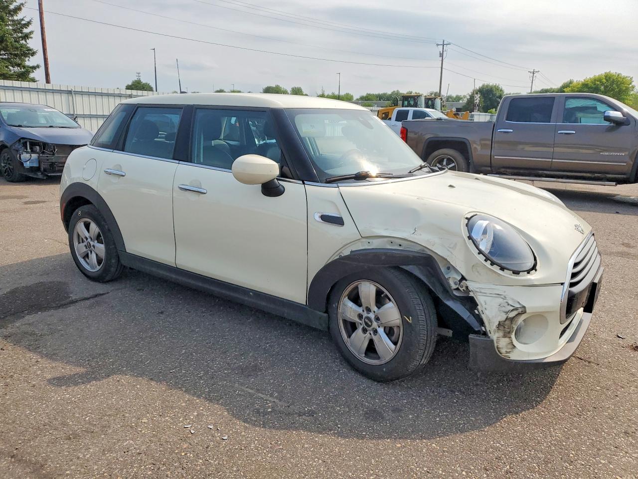 2021 Mini Cooper - Image 4