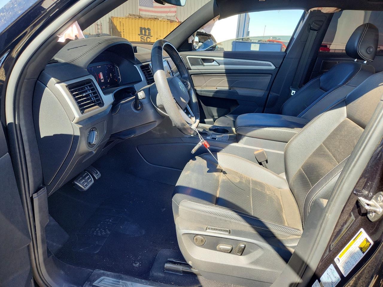 2021 Volkswagen Atlas Cross Sport Sel R-Line - Image 7