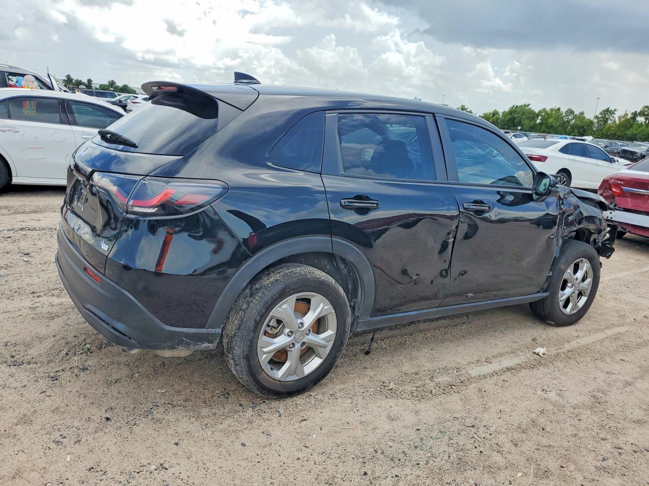 2025 Honda Hr-V Lx - Фото 3