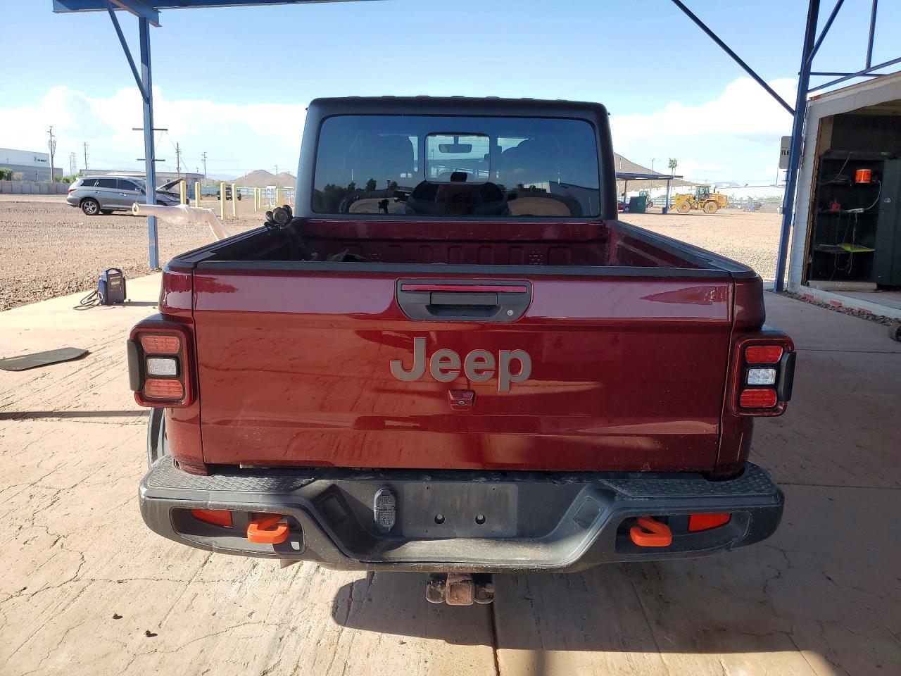 2022 Jeep Gladiator Mojave - Image 6