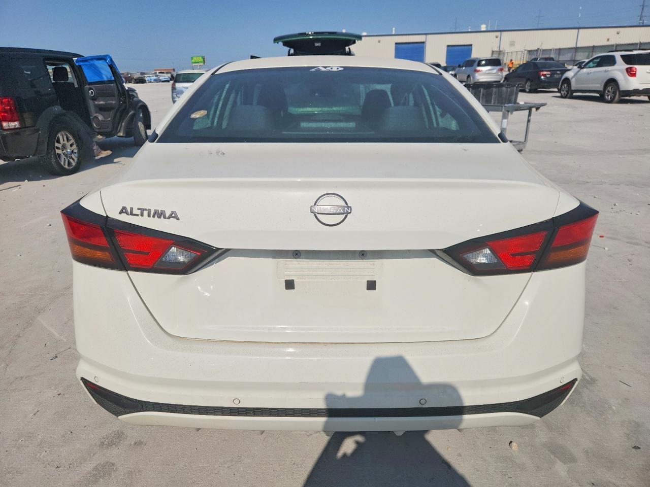 2023 Nissan Altima S - Фото 6
