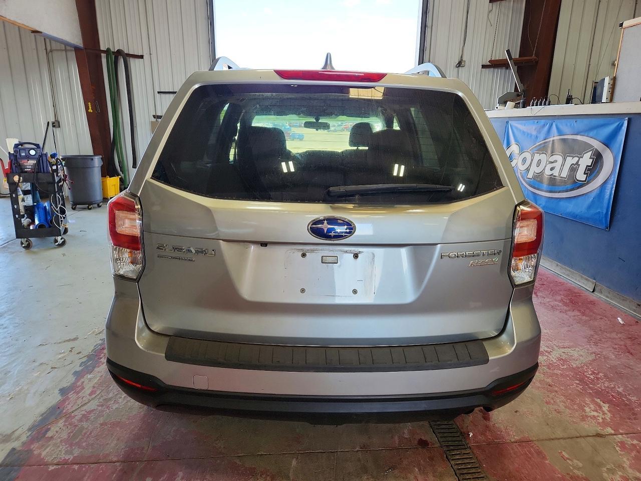 2017 Subaru Forester 2.5I - Фото 6