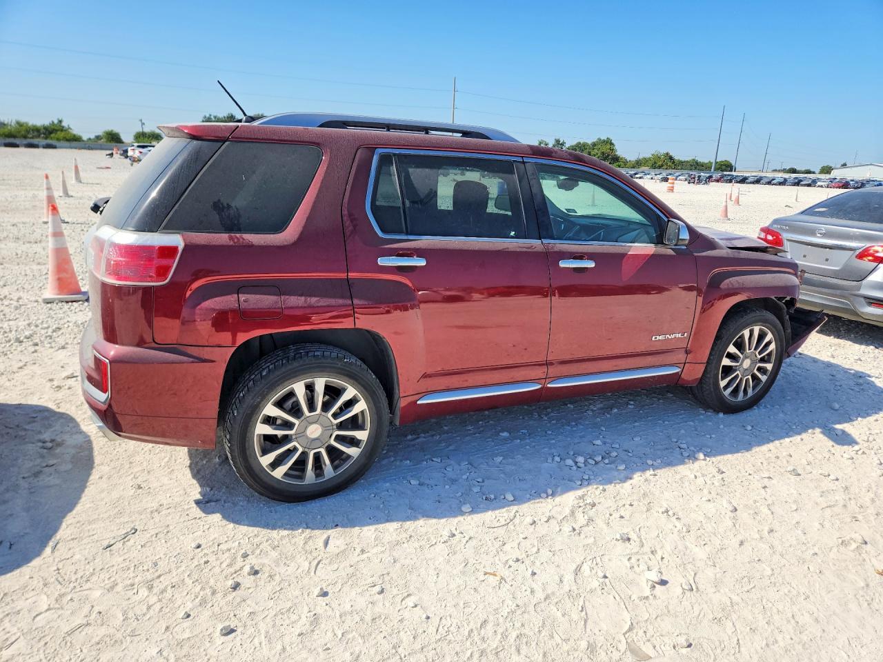 2016 GMC Terrain Denali - Фото 3