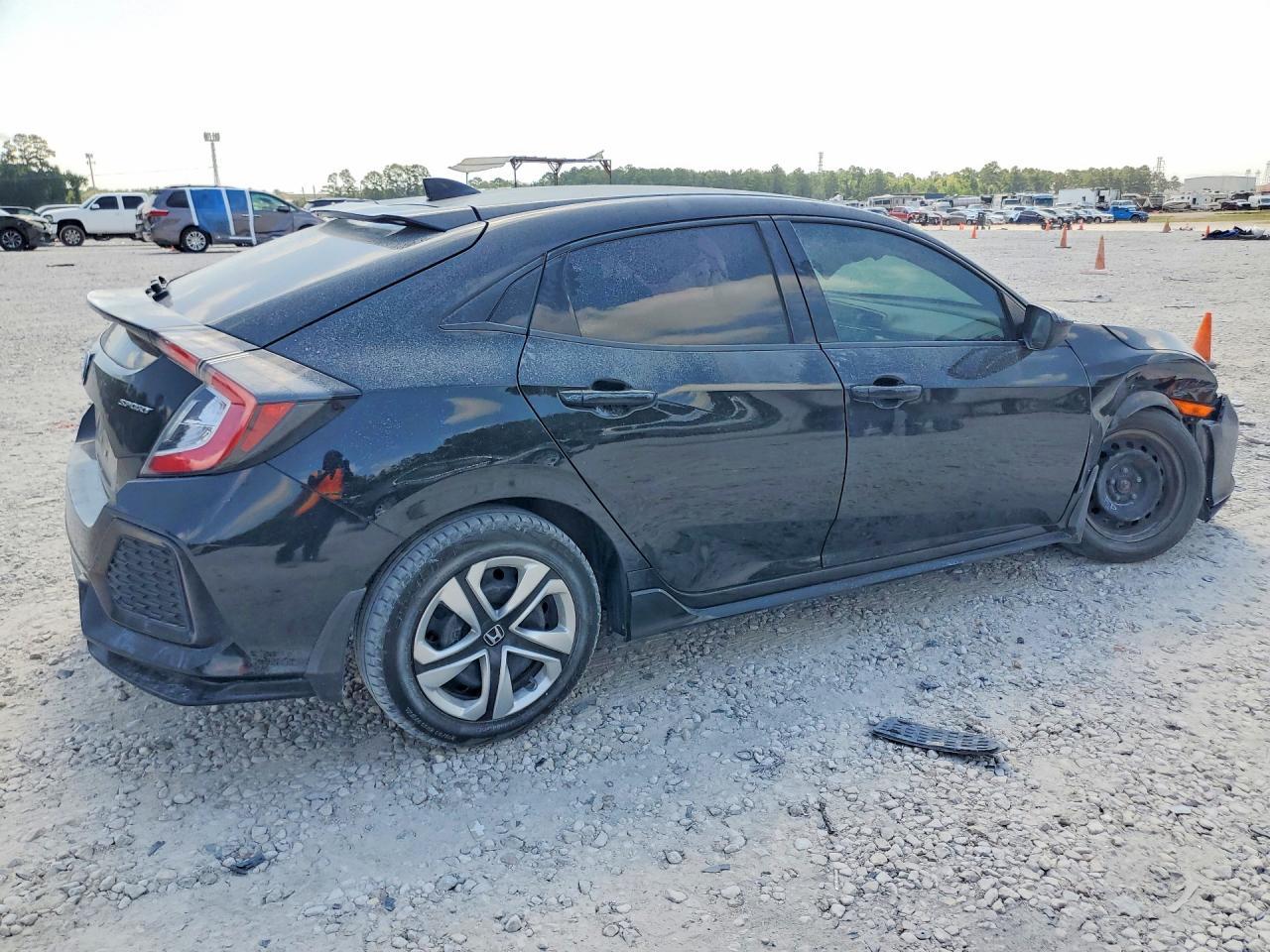 2019 Honda Civic Sport - Image 3