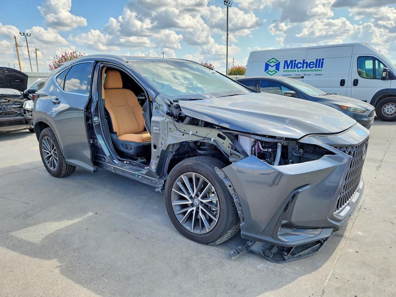 2026 Lexus Nx 350 Premium - Image 4