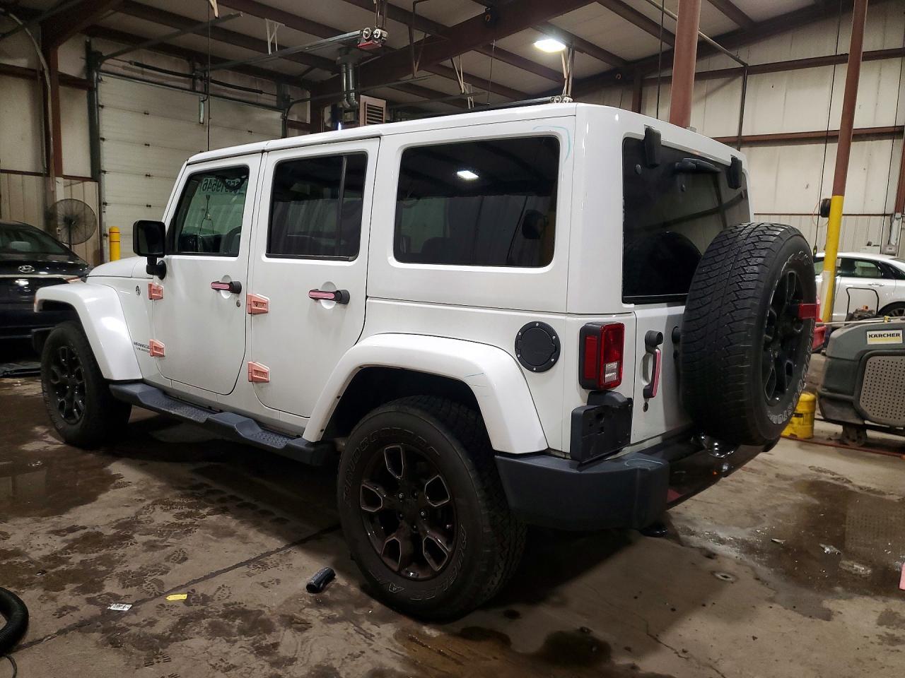 2017 Jeep Wrangler Unlimited Sahara - Image 2
