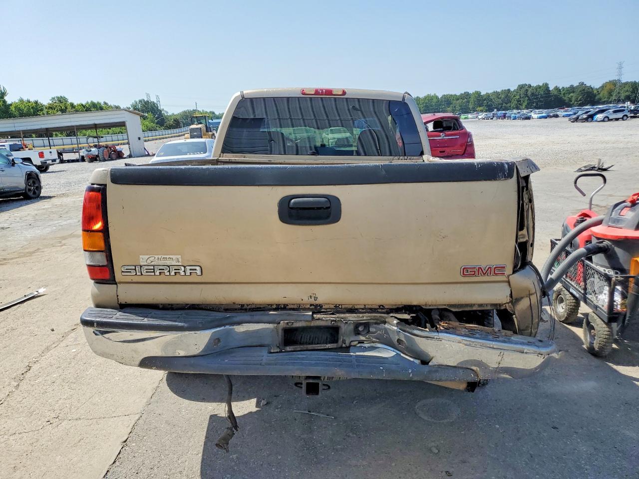 2004 GMC New Sierra C1500 - Фото 6
