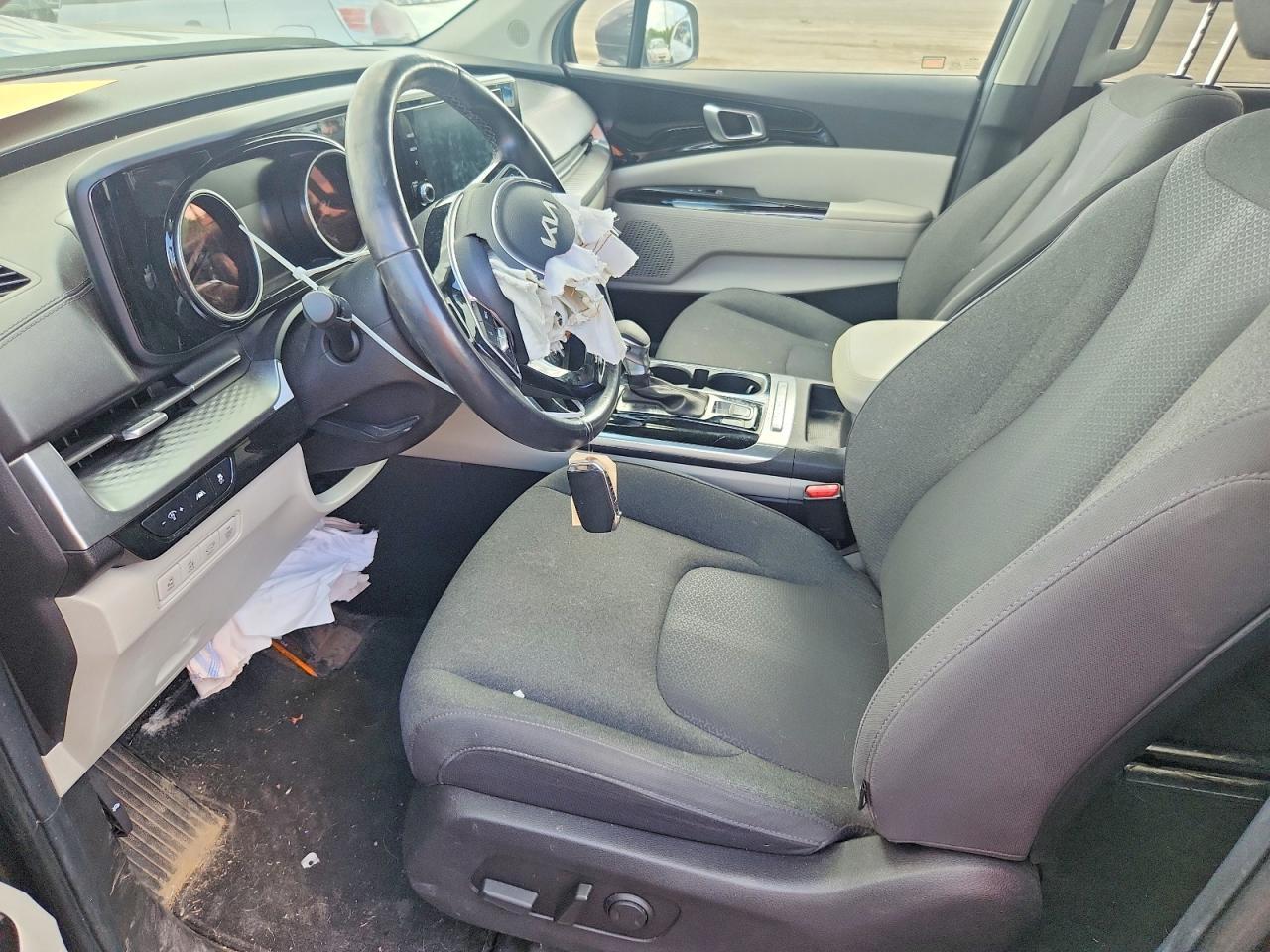 2023 Kia Carnival Lx - Фото 7
