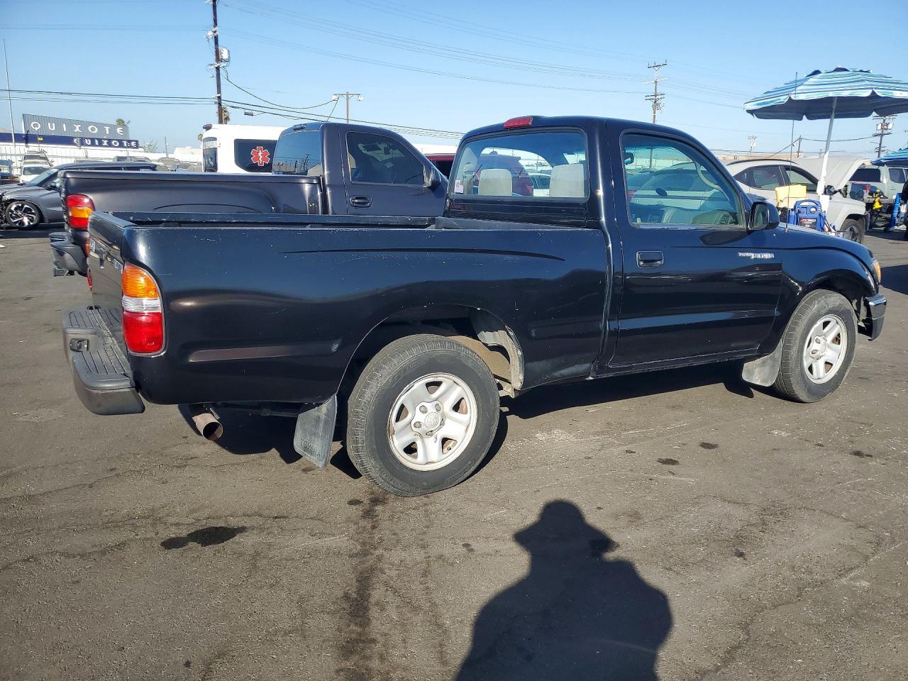 2004 Toyota Tacoma Deluxe - Фото 3