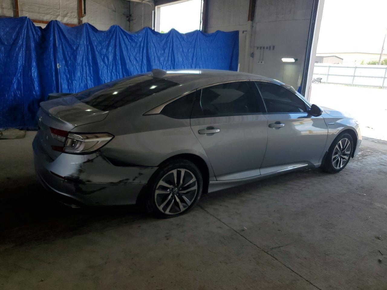 2022 Honda Accord Hybrid Exl - Image 3