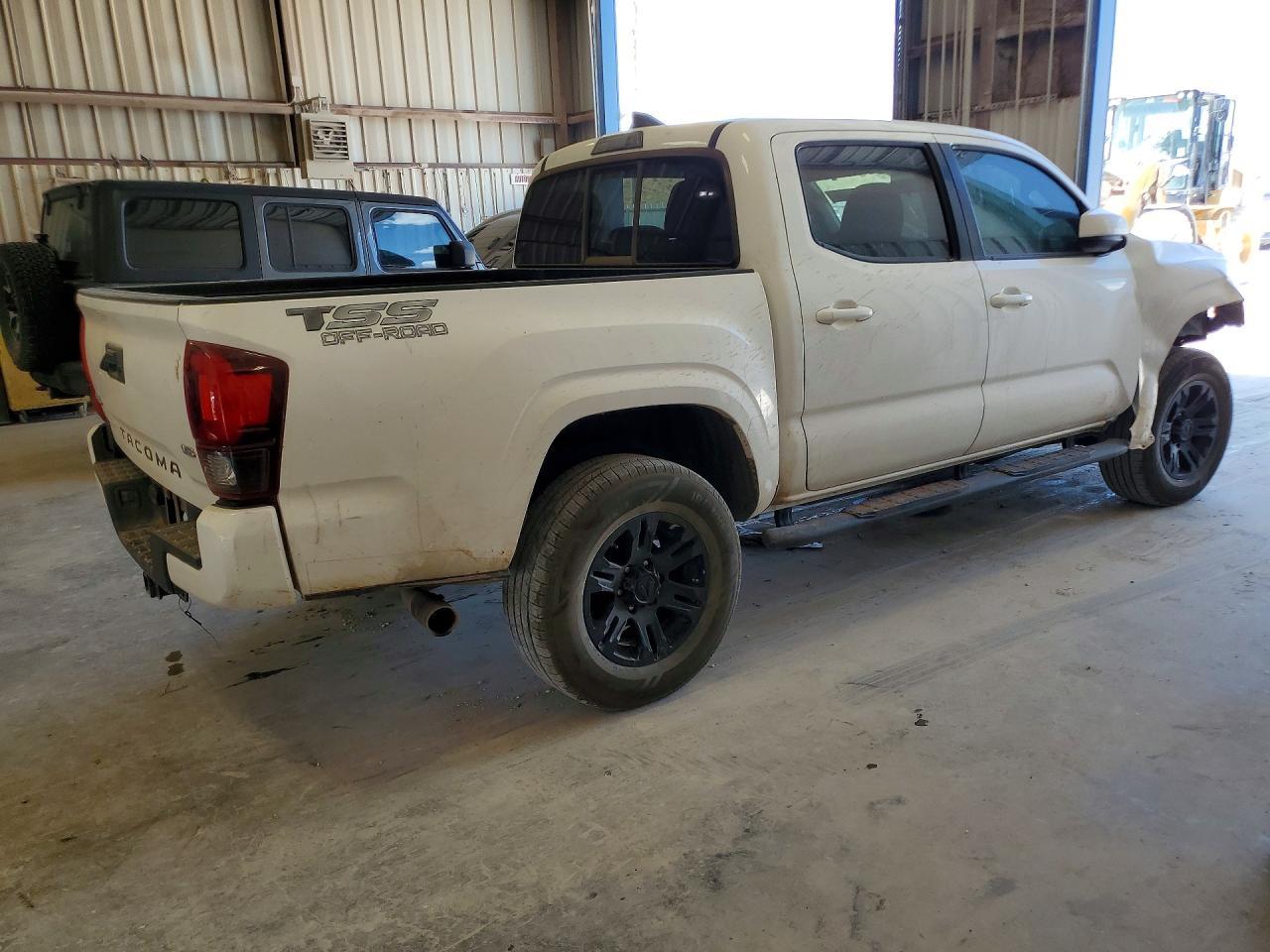 2019 Toyota Tacoma Sr V6 - Image 3