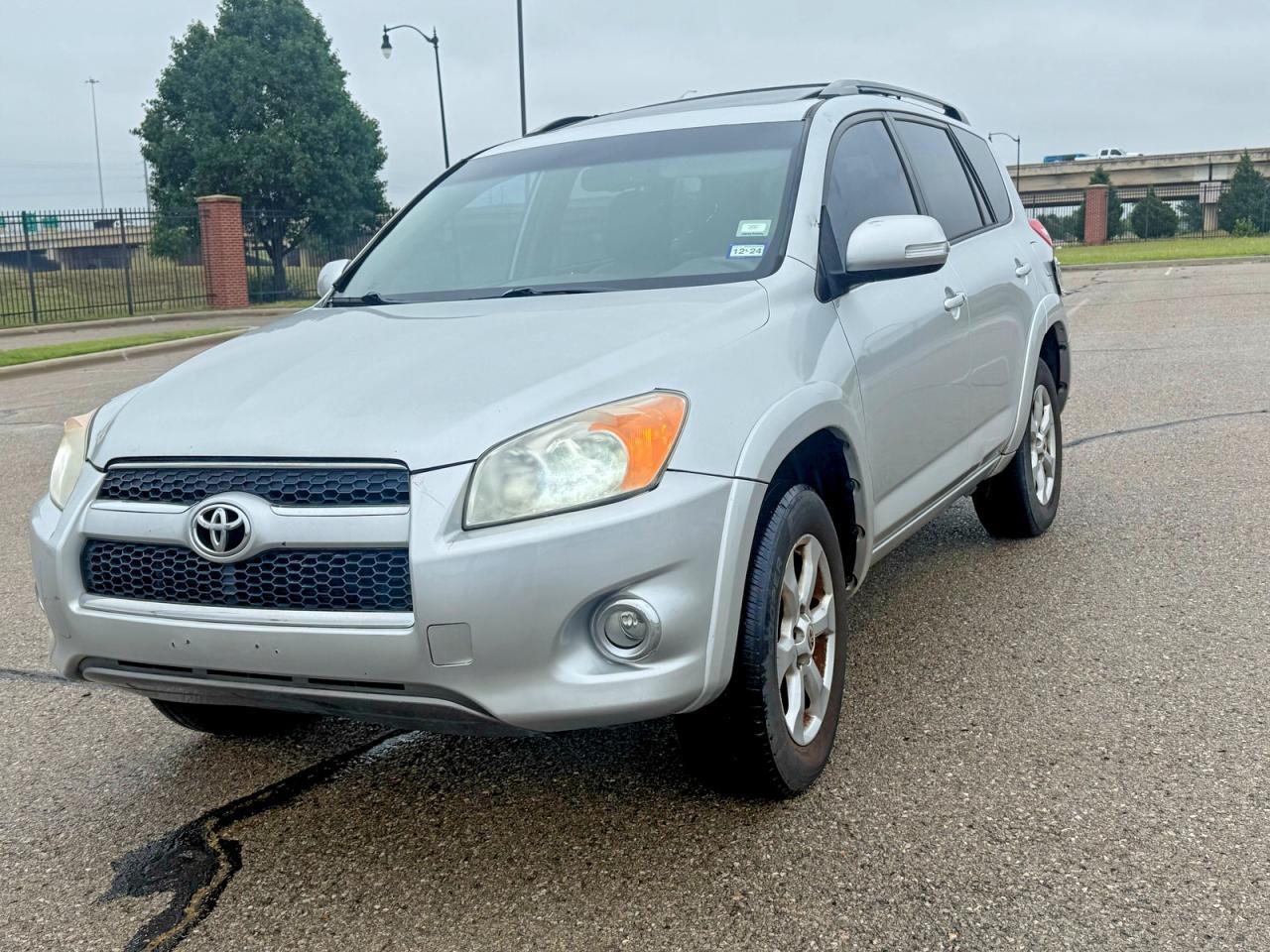 2012 Toyota Rav4 Limited - Фото 2