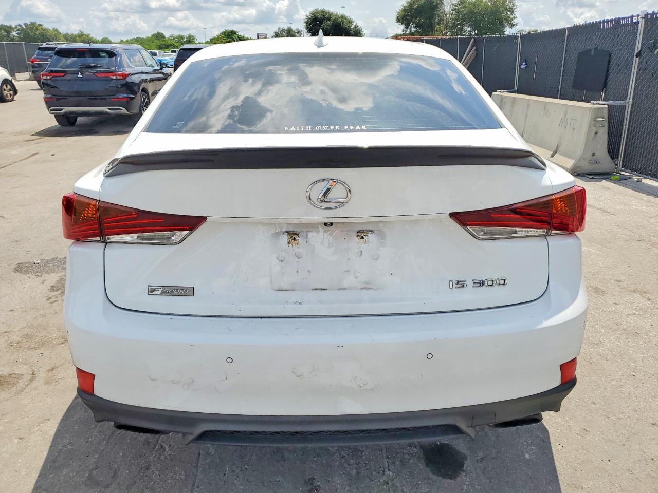 2019 Lexus Is 300 - Фото 6