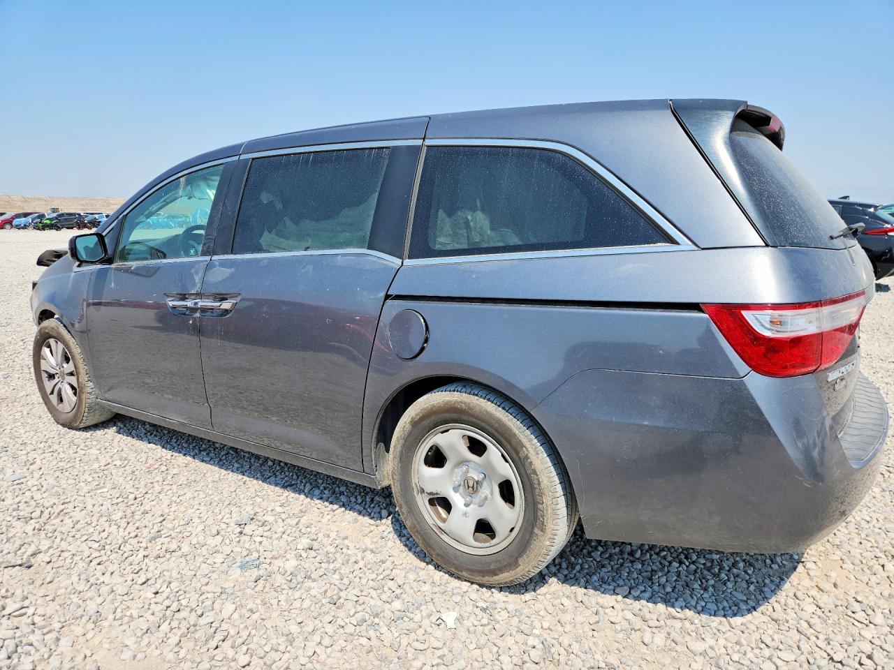 2012 Honda Odyssey Ex - Image 2