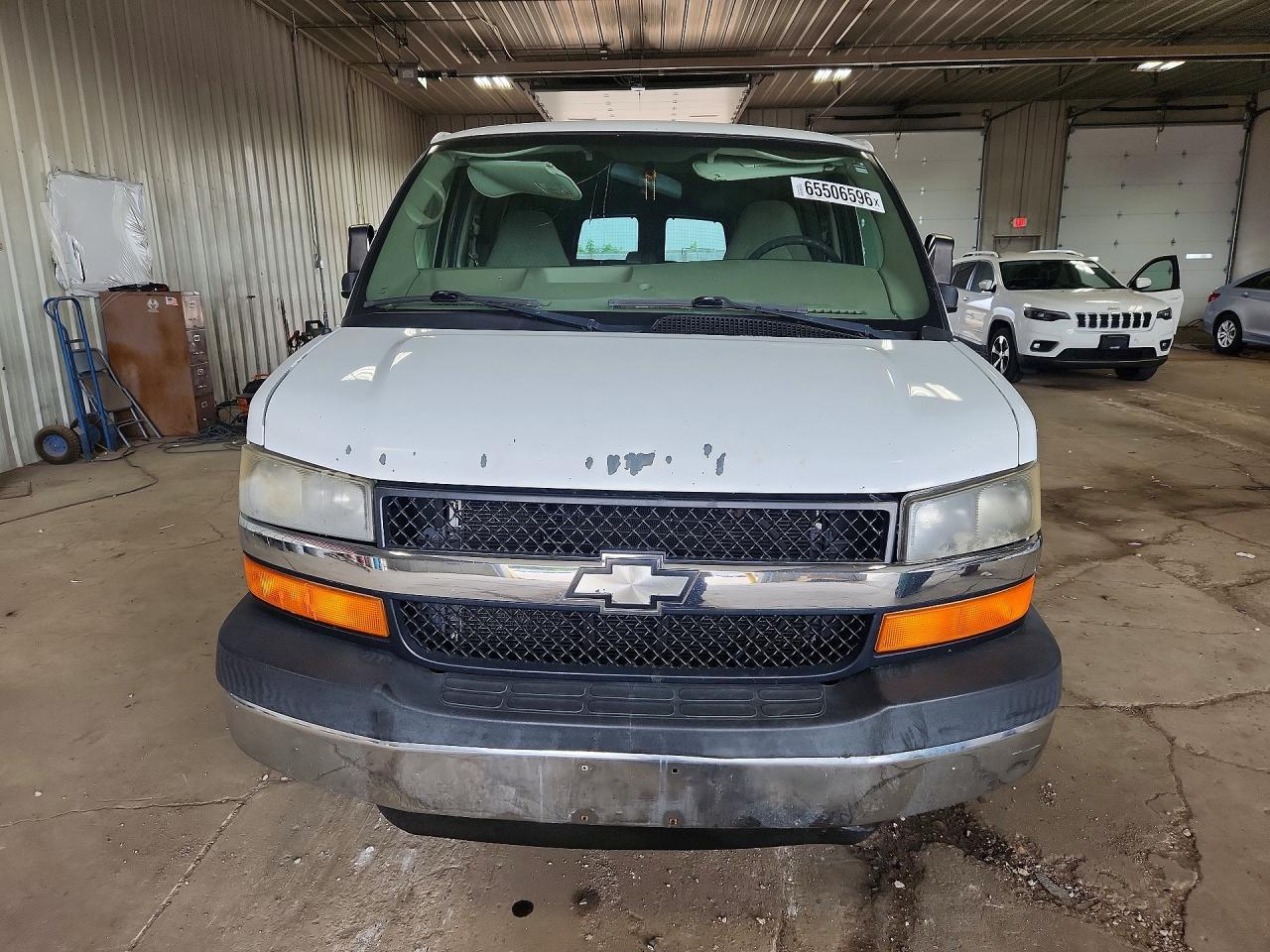 2008 Chevrolet Express G3500 - Фото 5