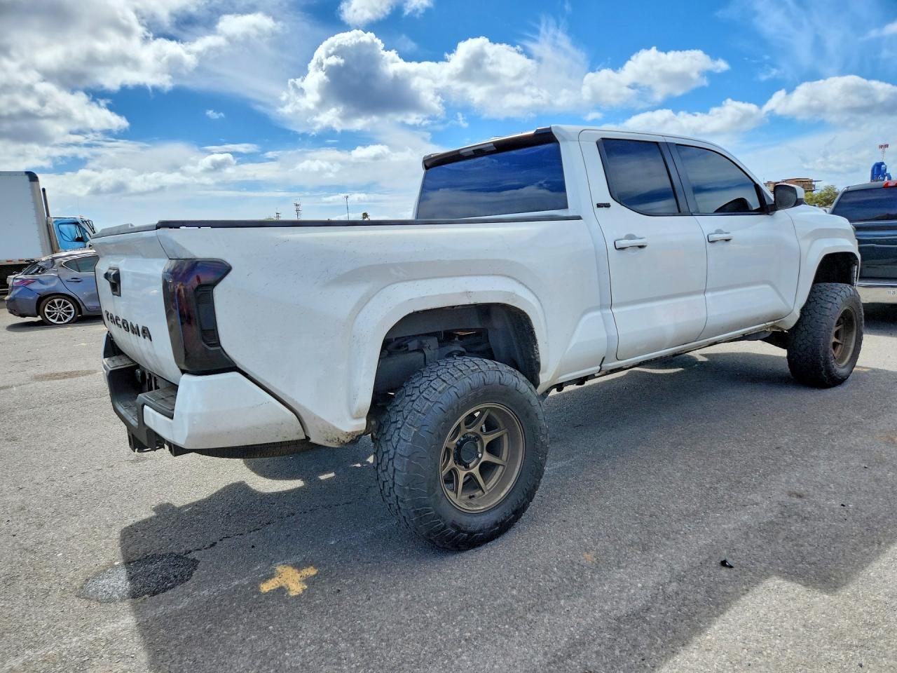 2025 Toyota Tacoma Sr5 - Image 3