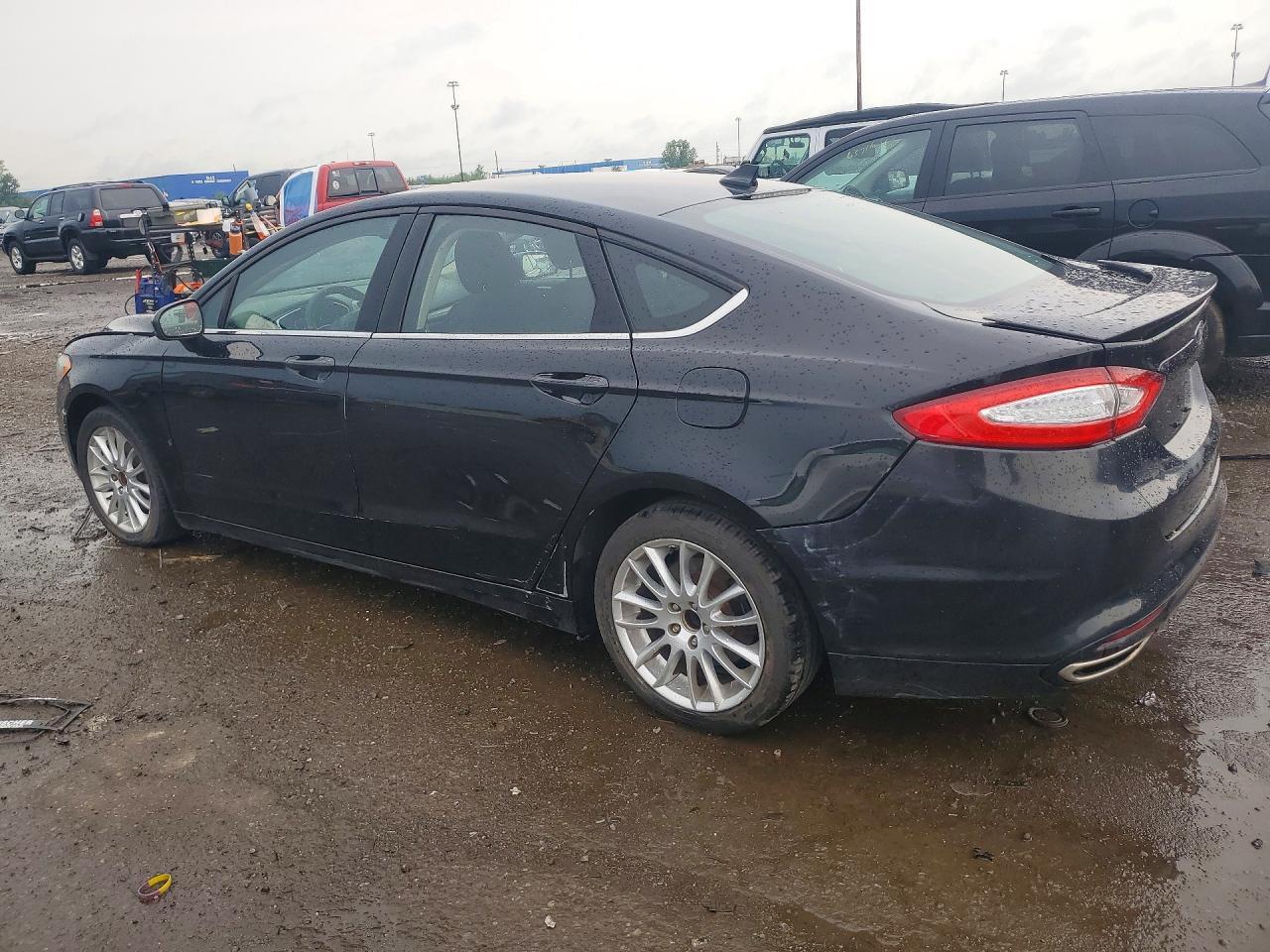 2020 Ford Fusion Se - Image 2