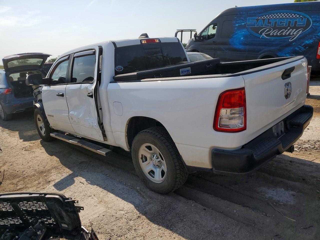 2019 Ram 1500 Tradesman - Фото 2