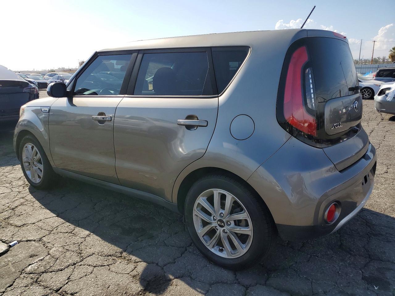 2018 Kia Soul + - Фото 2