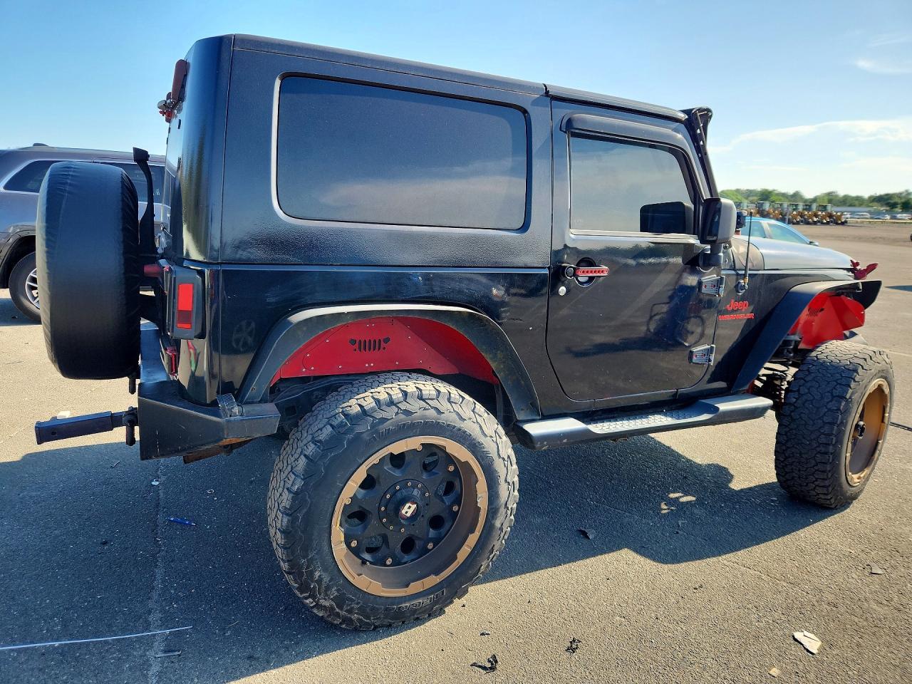 2007 Jeep Wrangler Sahara - Image 3