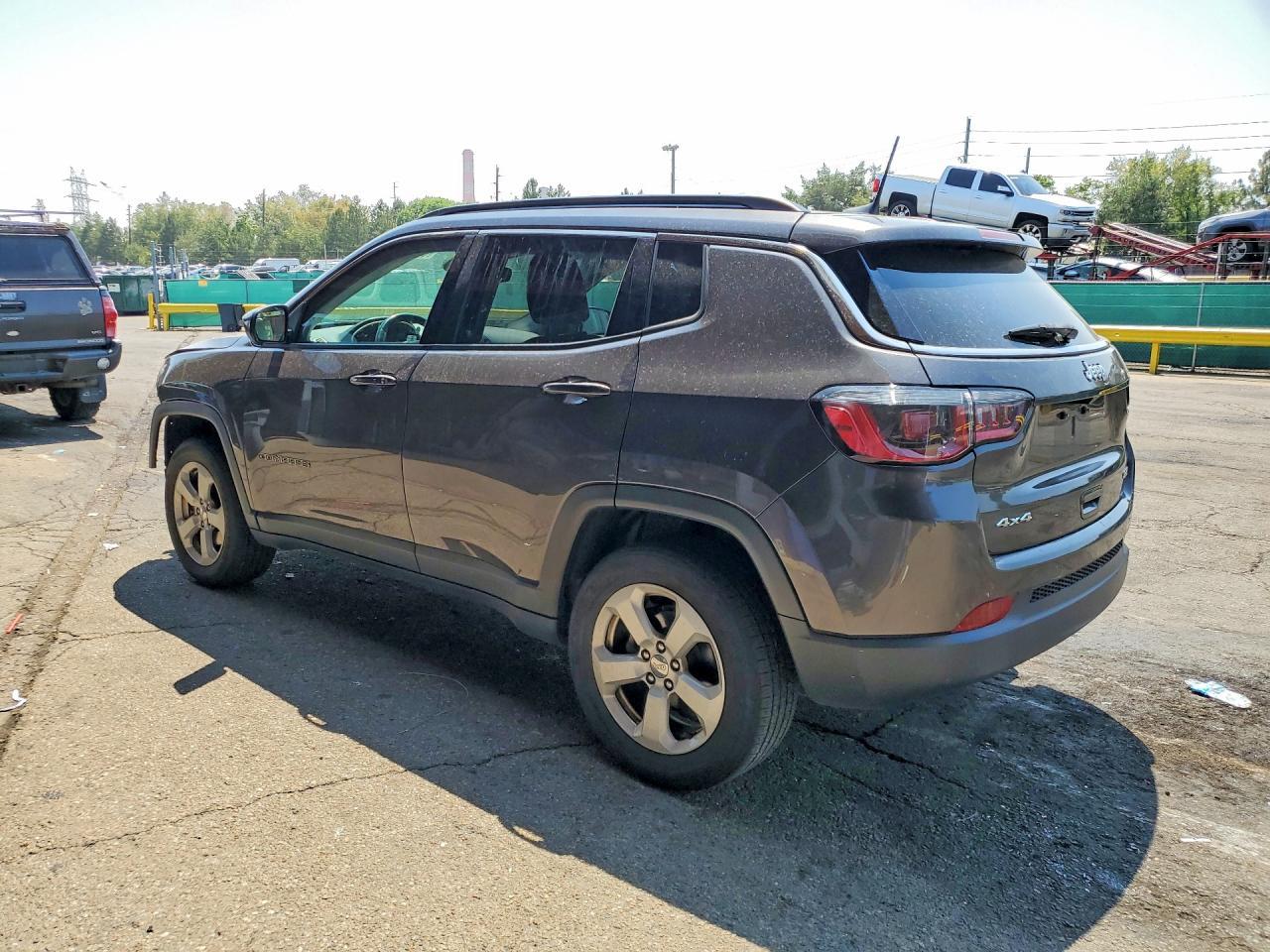 2019 Jeep Compass Latitude - Фото 2