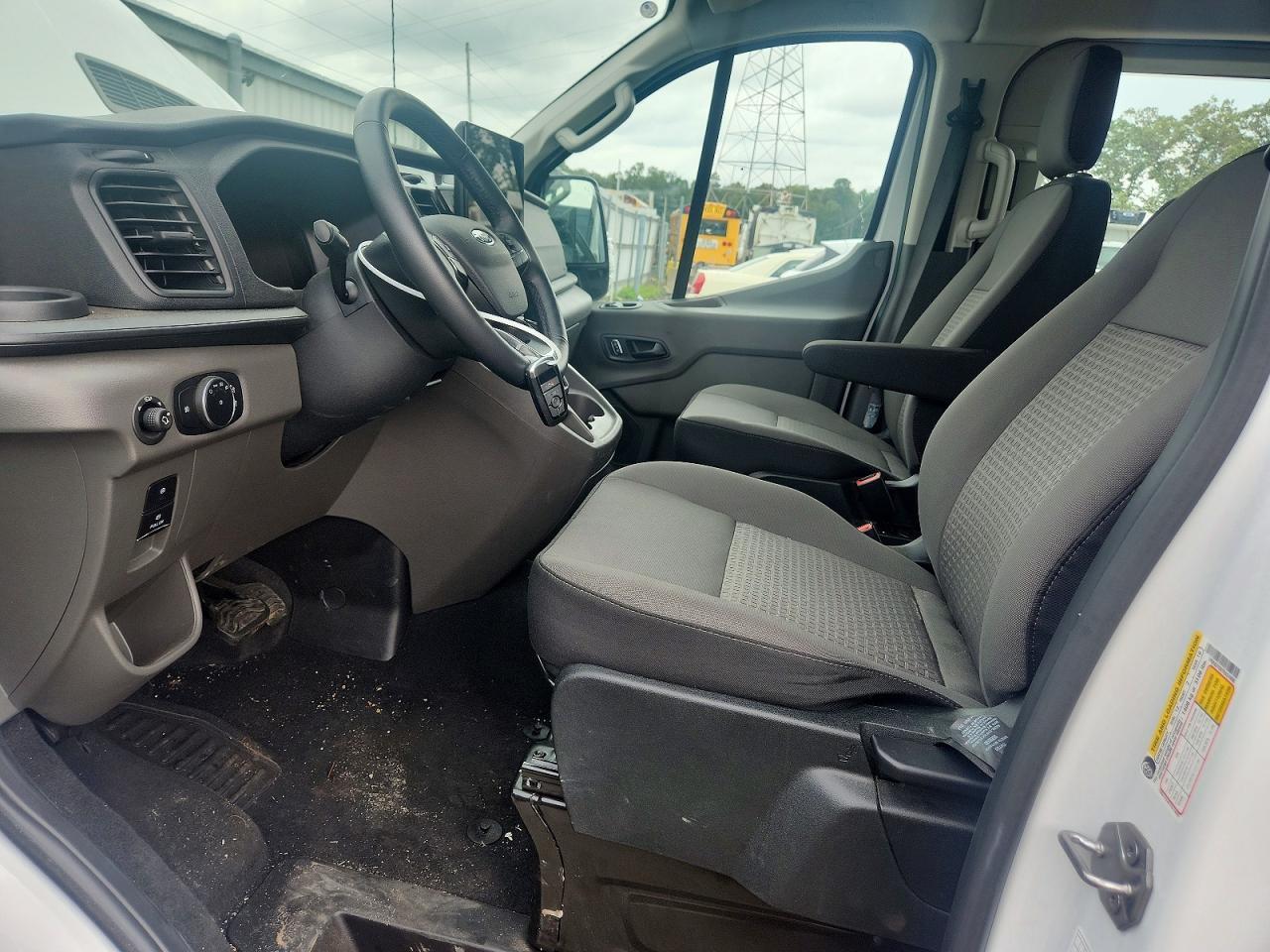 2026 Ford Transit T-350 - Фото 7