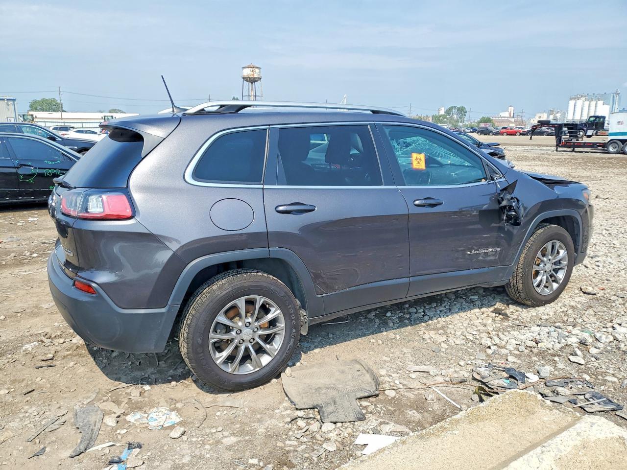 2019 Jeep Cherokee Latitude Plus - Фото 3